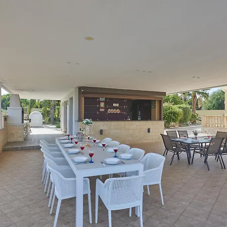 Holiday home Luxusferienhaus Fuer 14 Personen *