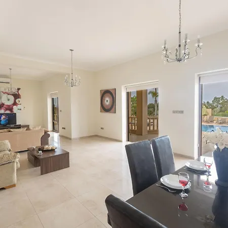 Holiday home Luxusferienhaus Fuer 14 Personen Protaras